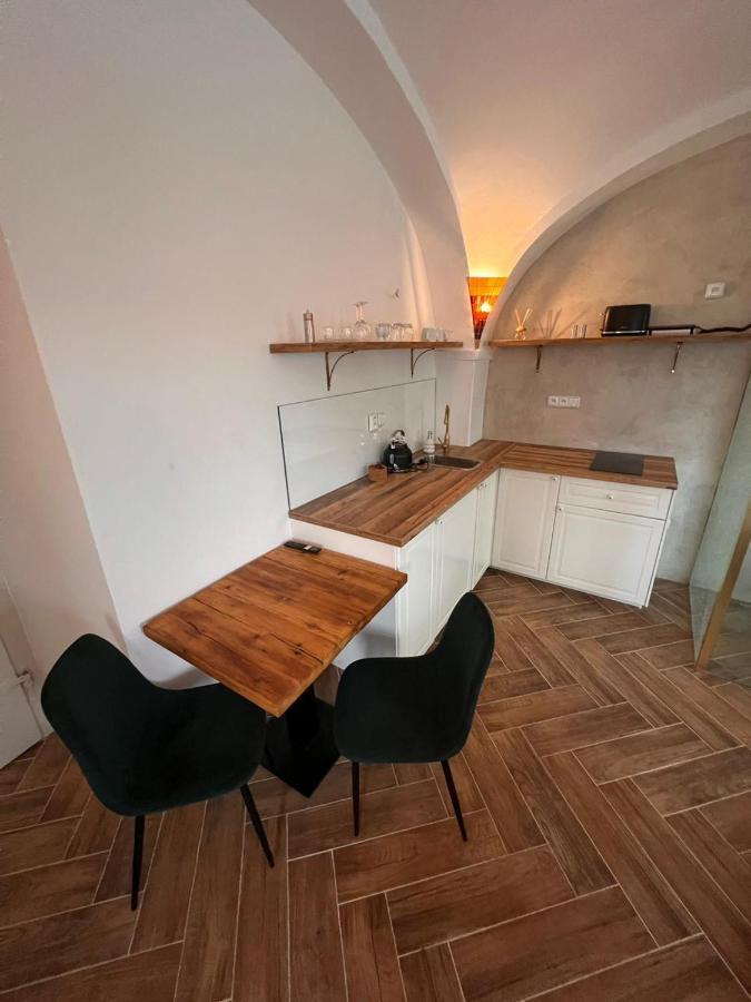Penzion Fara Pod Milesovkou Velemin Exterior photo